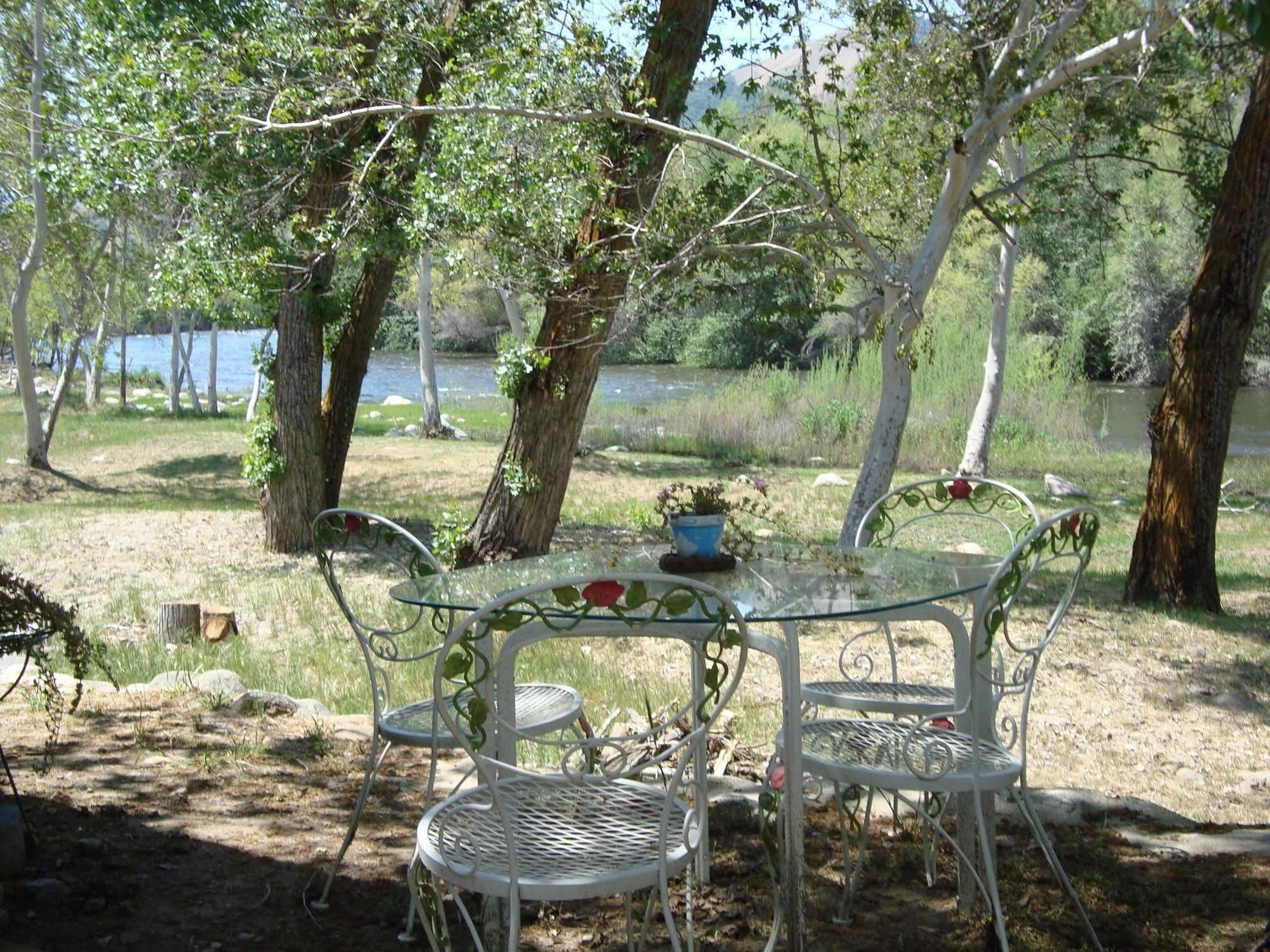 Sequoia Riverfront Cabins Three Rivers Zewnętrze zdjęcie